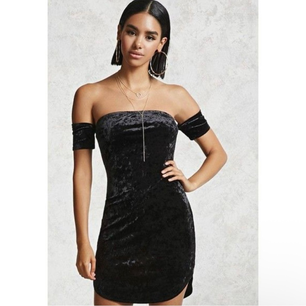 Forever 21 Black Off-The-Shoulder Velvet Dress